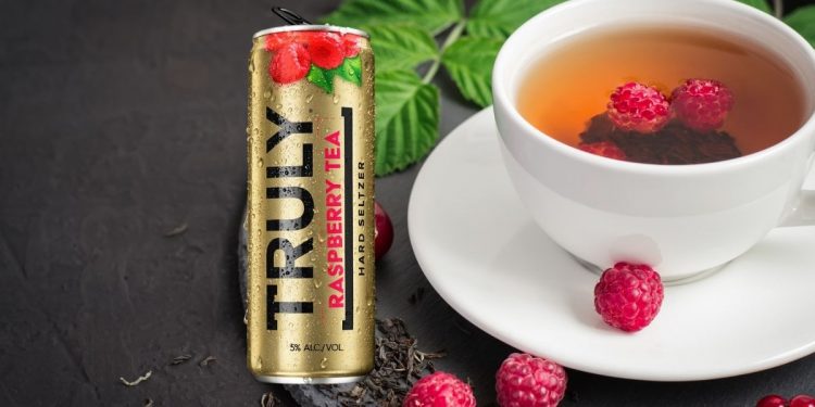 Truly Raspberry Tea Hard Seltzer Featured