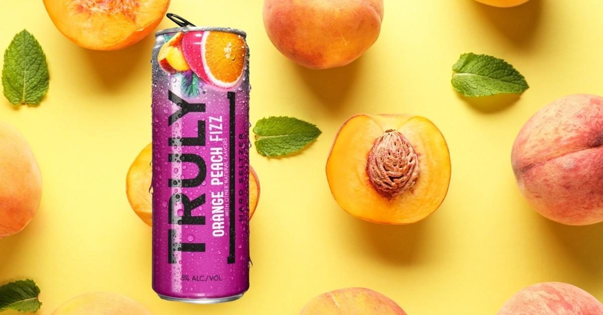 Truly Hard Seltzer Poolside Orange Peach Fizz