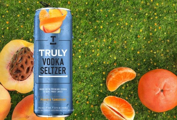 Truly Vodka Seltzer Peach and Tangerine