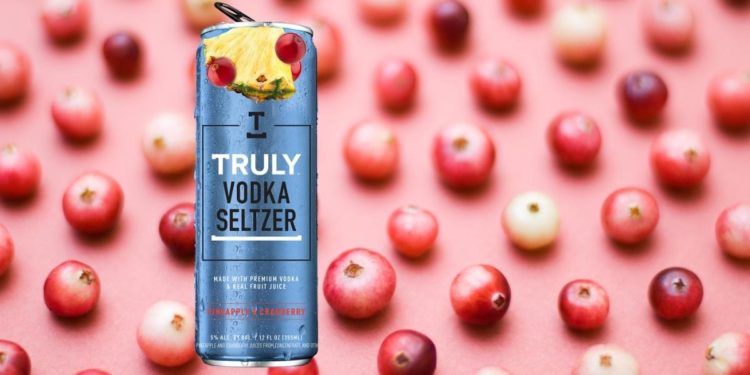 Truly Vodka Seltzer Pineapple and Cranberry