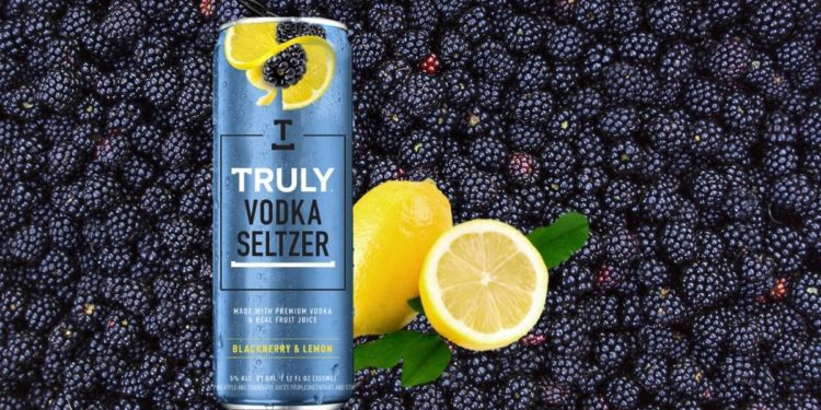 Truly Vodka Seltzer Pineapple and Cranberry